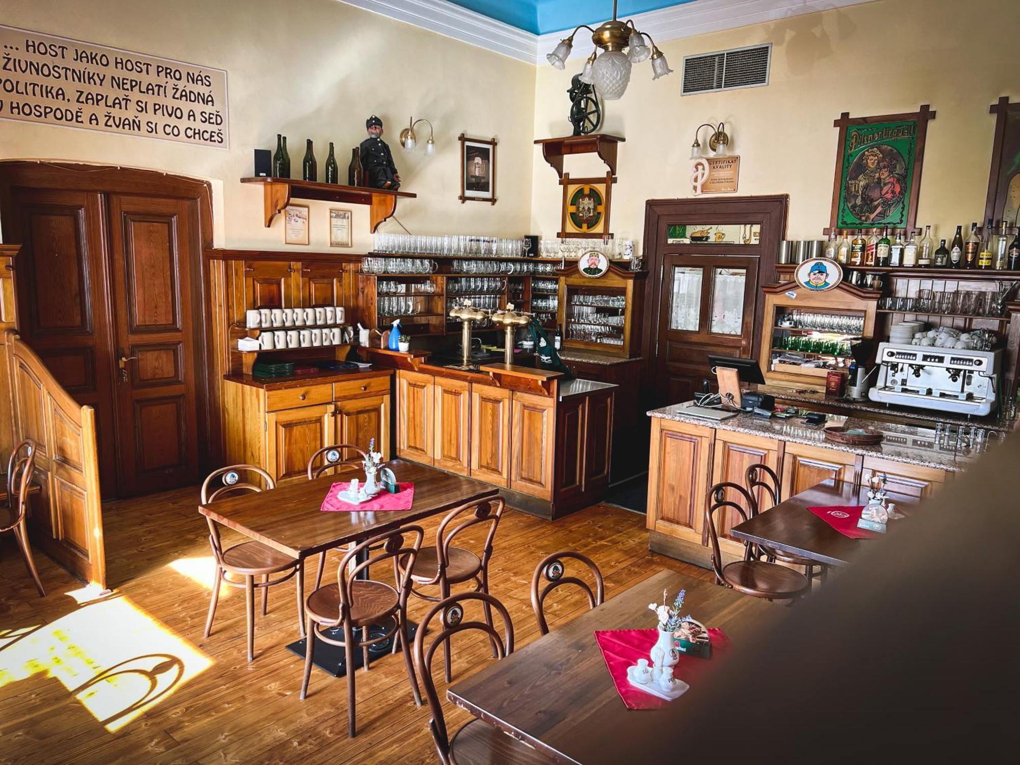 Hotel U Zeleneho Stromu Nepomuk 外观 照片