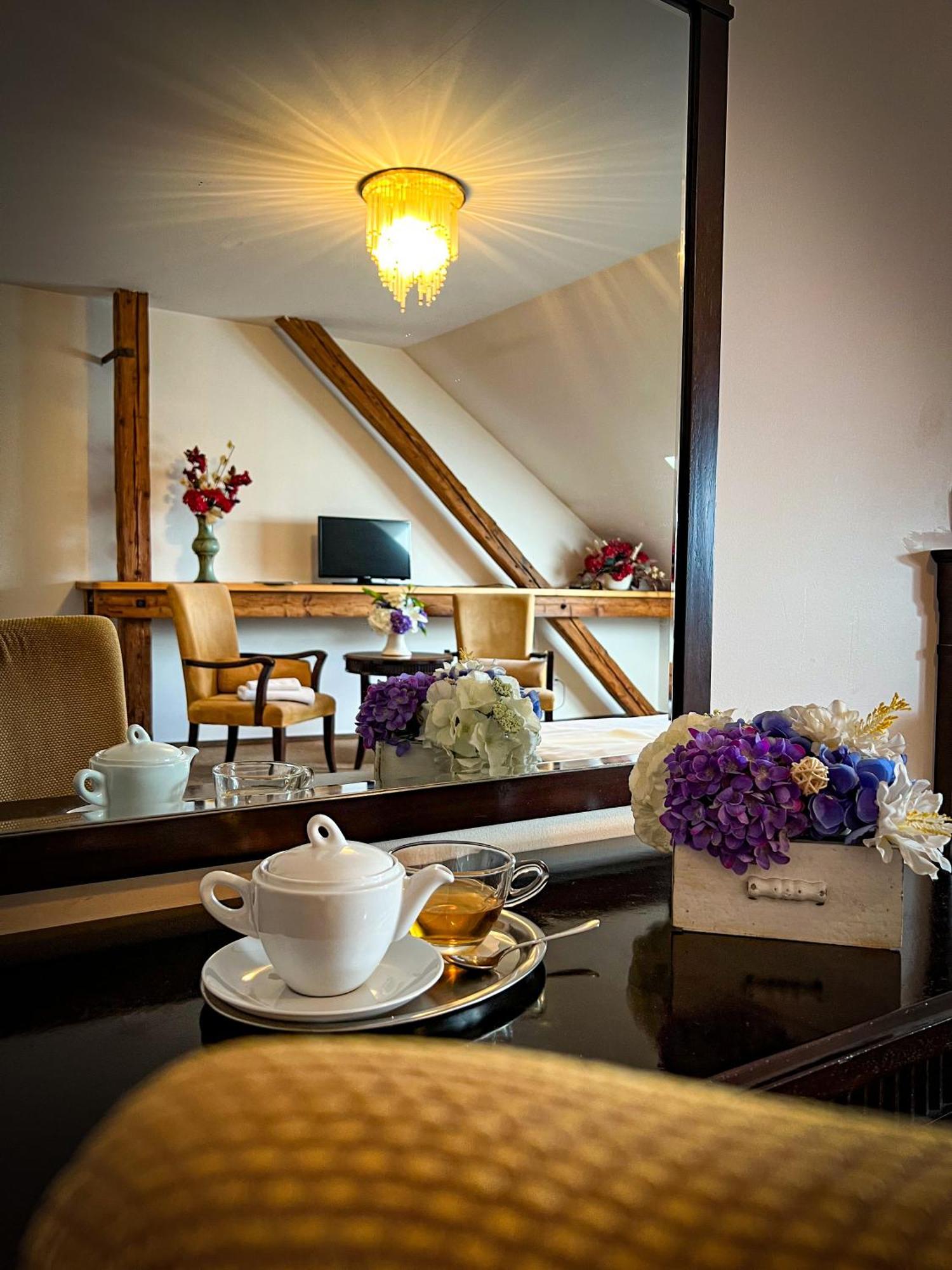 Hotel U Zeleneho Stromu Nepomuk 外观 照片