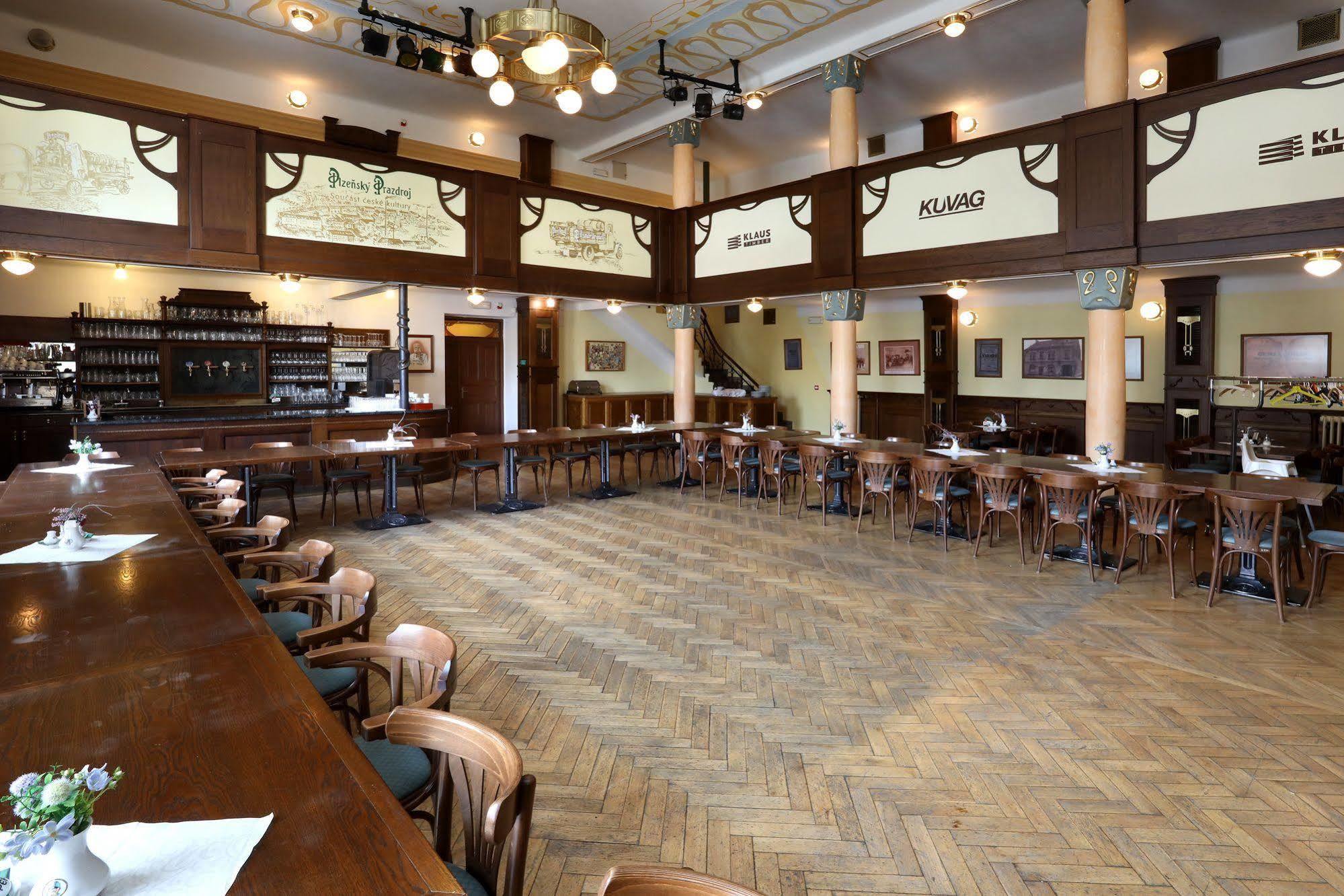 Hotel U Zeleneho Stromu Nepomuk 外观 照片